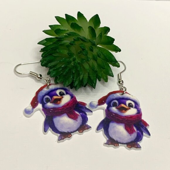 Penguin Earring, Santa Earring, Christmas Earring, Gift Idea, Holiday Earring - Picture 1 of 5